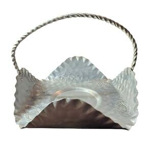 Cromwell Hand Hammered Aluminum Candy Dish Basket Fruit Floral Scalloped Vintage